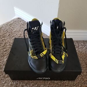 NIB Nike Air 720